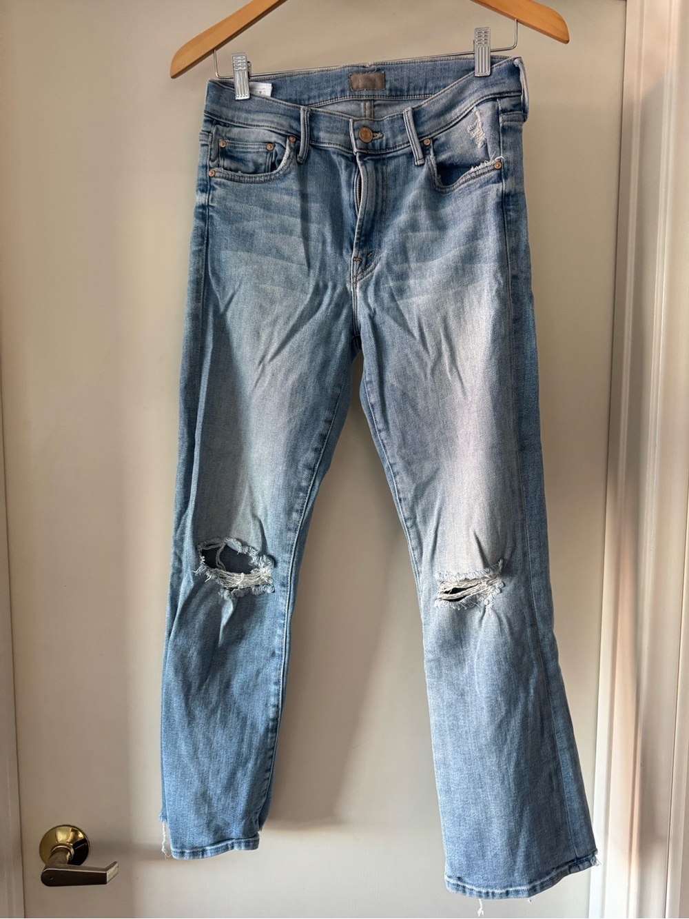 Light Blue Distressed Women’s Jeans